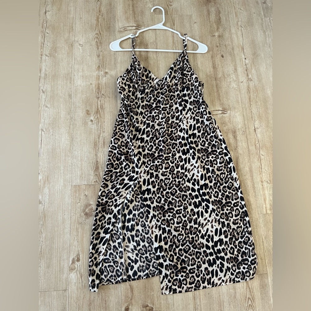 NWT cheetah dress with slit